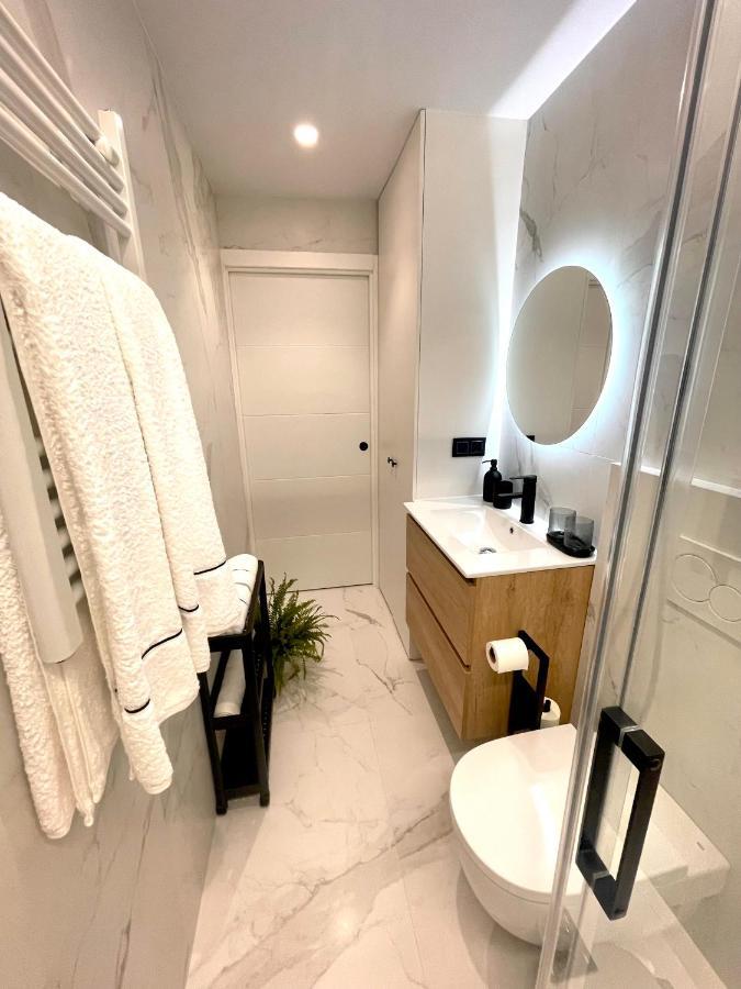 Apartamento Mentura Centro De San Sebastian Parking Free Buitenkant foto
